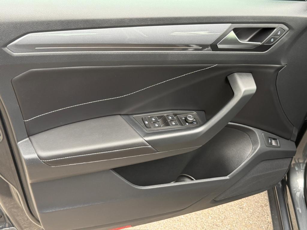 Volkswagen T-roc 1.5 tsi 150pk dsg style | dode hoek | camera | keyless | e