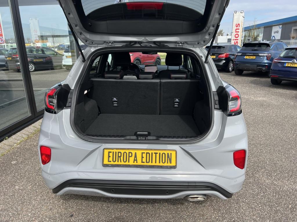 Ford Puma 1.0i ecoboost hybrid 125pk st-line x , voorruitverwarming , stoel