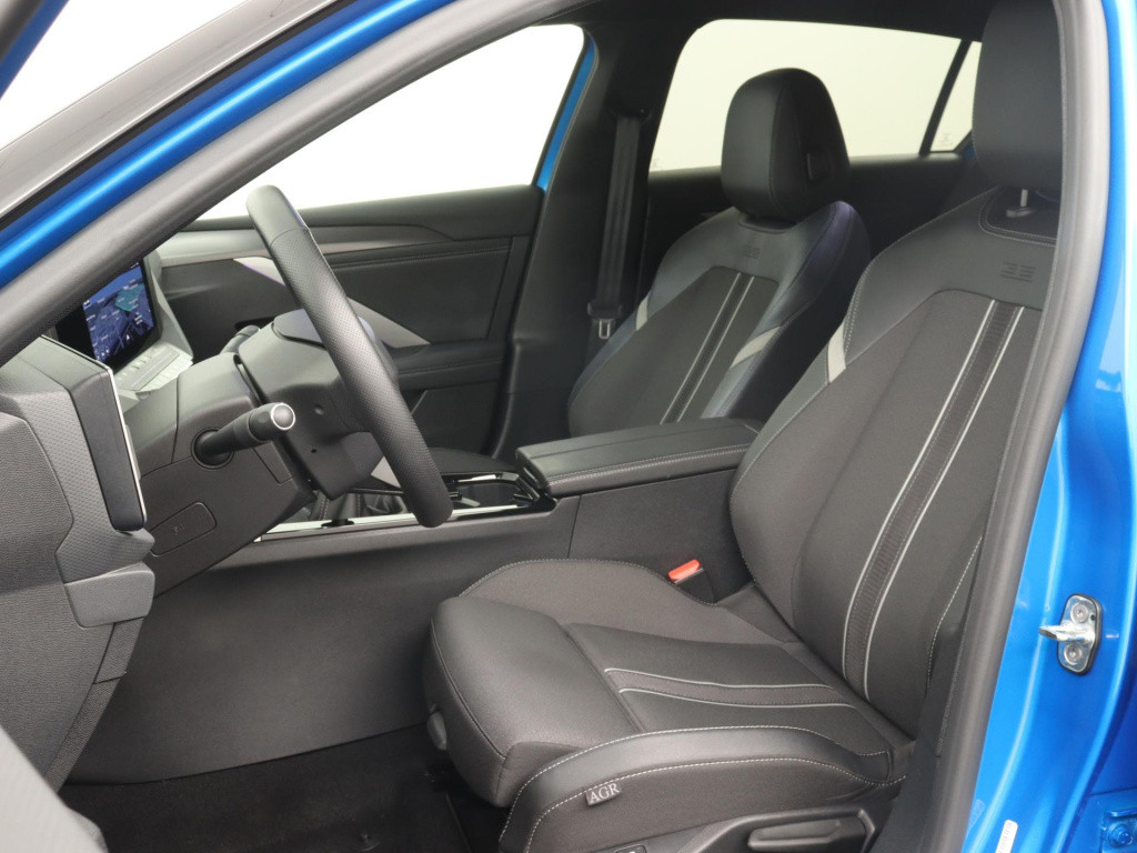 Opel Astra 1.2 turbo gs | stoel/stuurwiel verwarming | 360 camera | navi | 