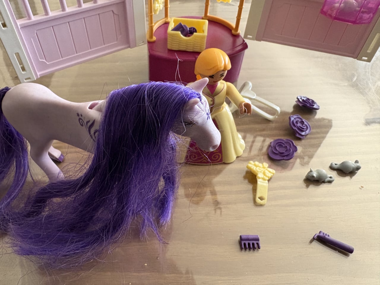 Playmobil roze paardenstal van de prinses