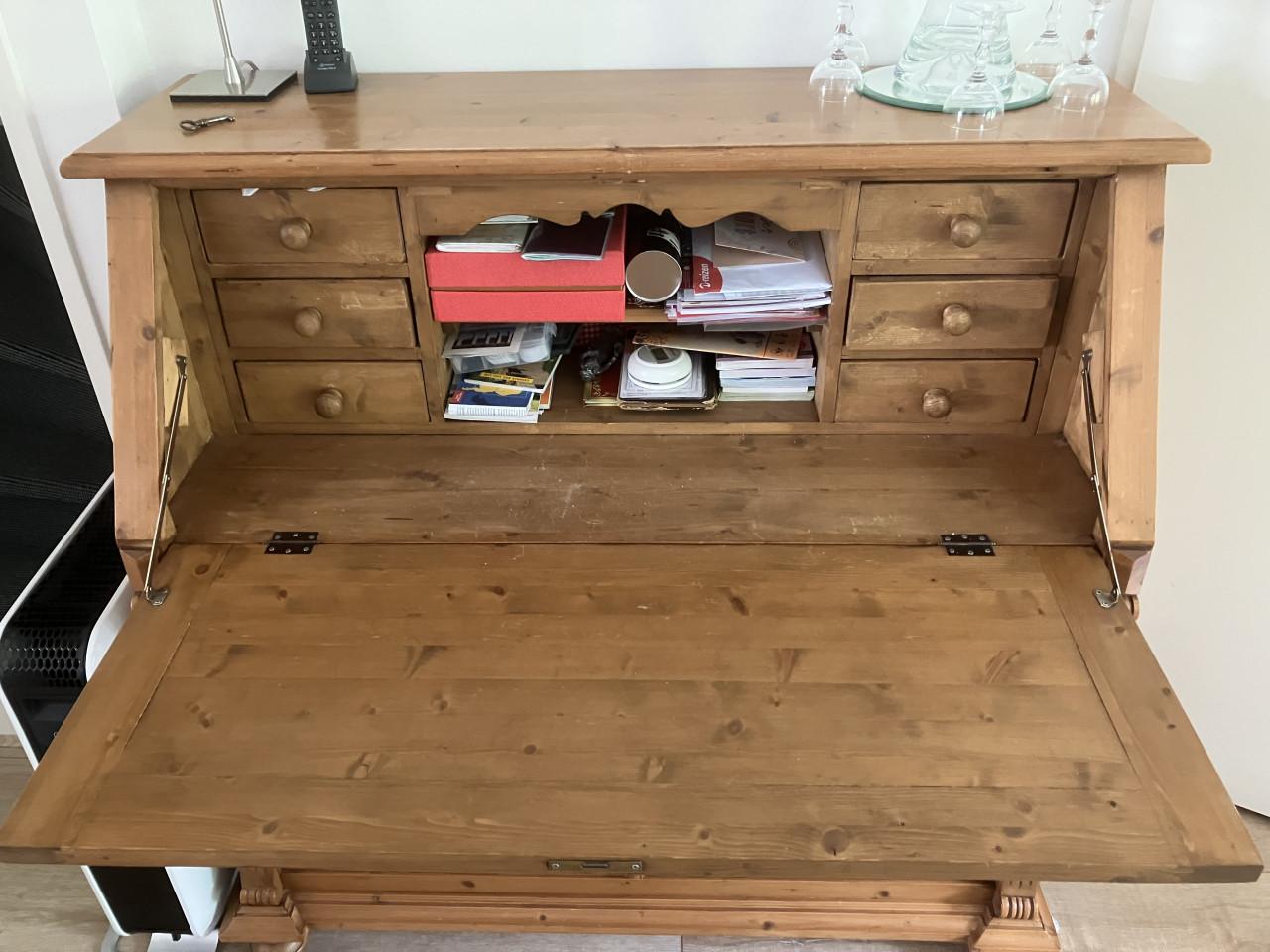 Secretaire
