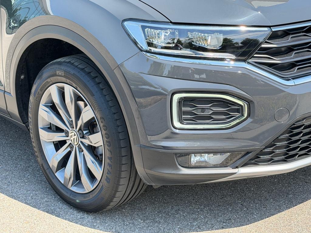 Volkswagen T-roc 1.5 tsi 150pk dsg style | camera | trekhaak | navi | carpl