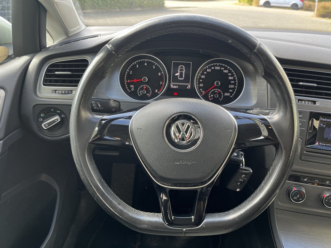 Volkswagen Golf 1.2 TSI Highline BlueMotion PARKEERHULP