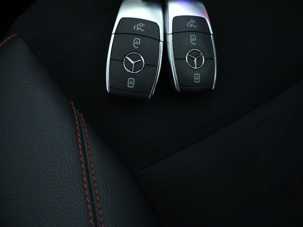 Mercedes-Benz Eqa 250 amg line 67 kwh | amg line | achteruitrijcamera | eas