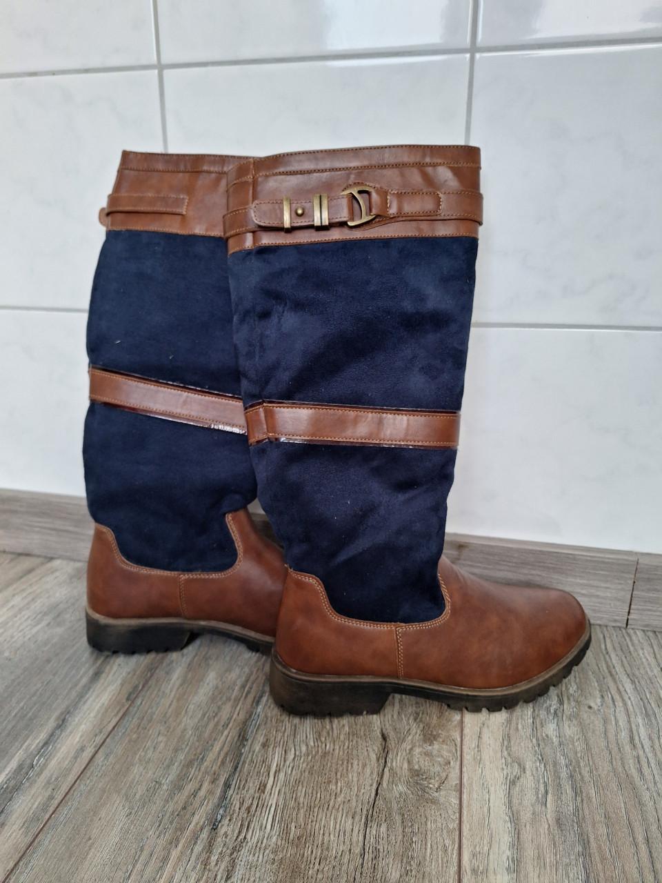 Laarzen. Nieuw. Maat 37