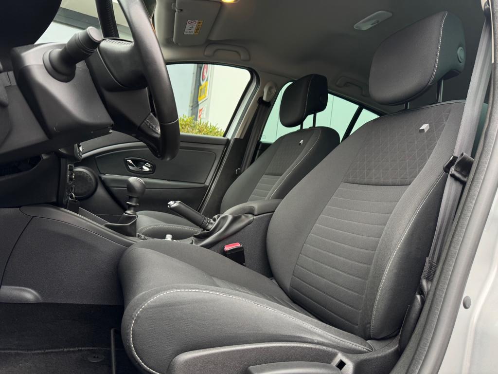 Renault Megane 1.2 tce limited * cruise control * navigatie * clima * nap