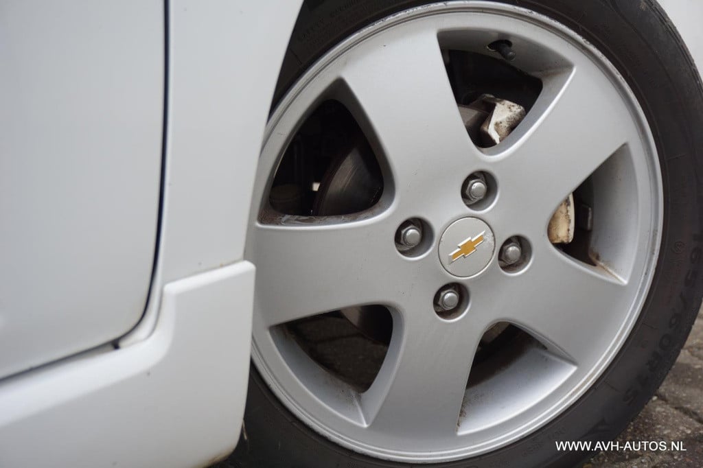 Chevrolet Spark 1.2 16v lt