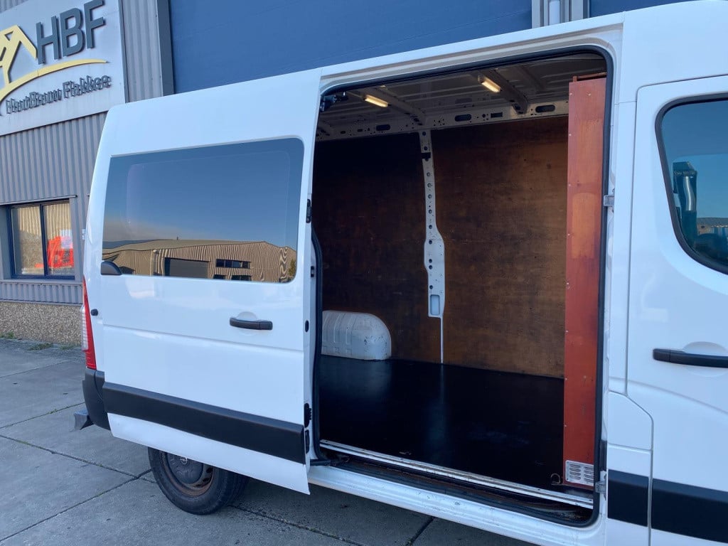 Opel Movano 2.3 cdti l2h2 airco / cruise controle / camera / trekhaak / n.a