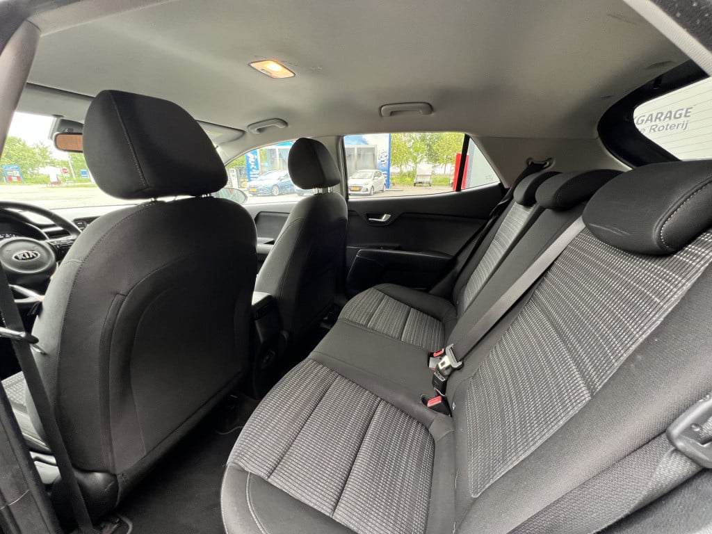 Kia Stonic 1.0 t-gdi dynamicplusline - camera | apple/ android carplay | da