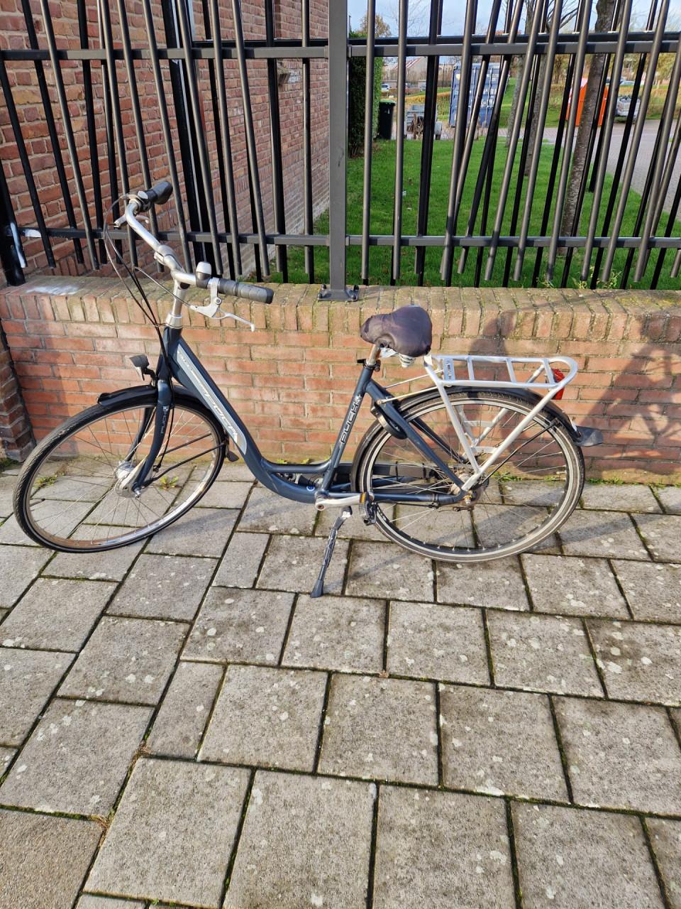 Dames fiets van het merk Puch