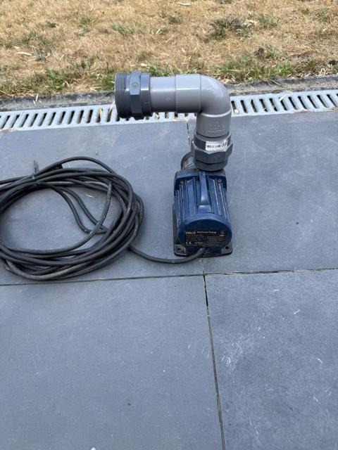 Econobead 60 + skimmer + pompen