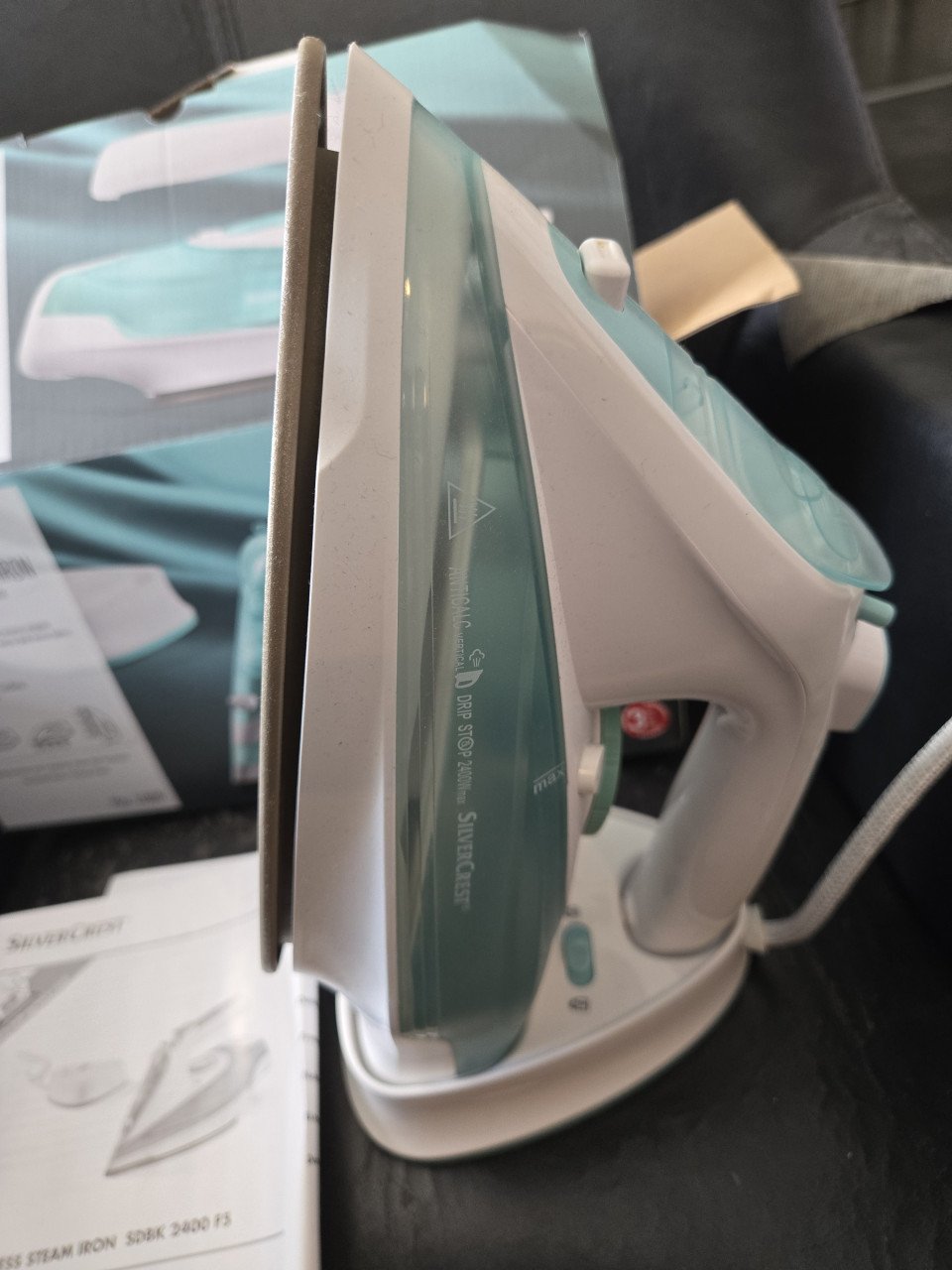 Draadloos stoomstrijkijzer Silvercrest SDBK 2400 E1