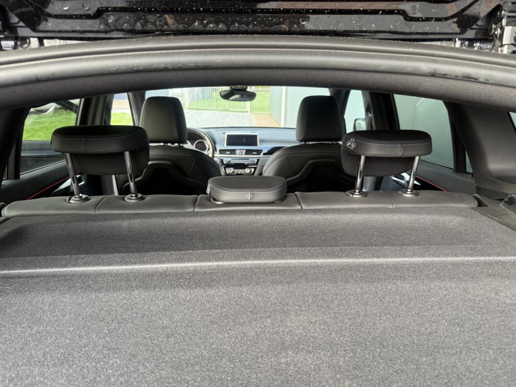 BMW X1 sdrive18i automaat high executive m-sportpakket