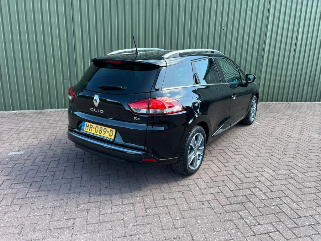 Renault Clio estate 0.9 tce night&day