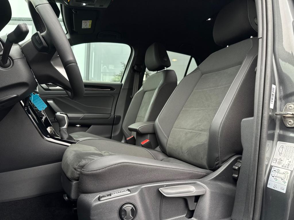 Volkswagen T-roc 1.5 tsi r-line edition * massage * carplay * trekhaak * ca