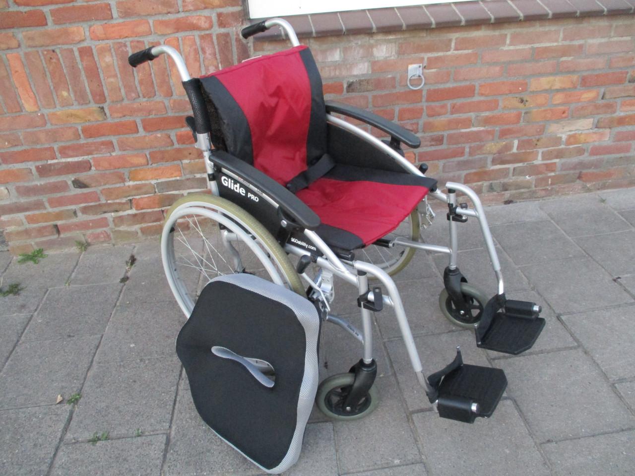 ULTRA lichtgewicht rolstoel met kussen (slechts 11,7 kg)