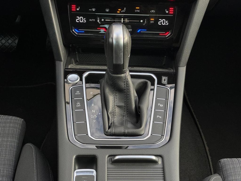 Volkswagen Passat 1.5 tsi business