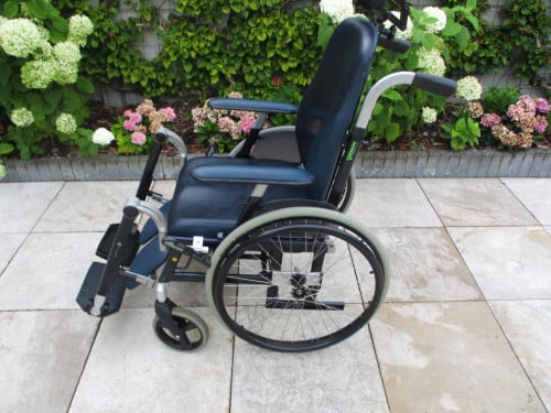 Zgan Roxx rolstoel van Life & Mobility , geheel demontabel