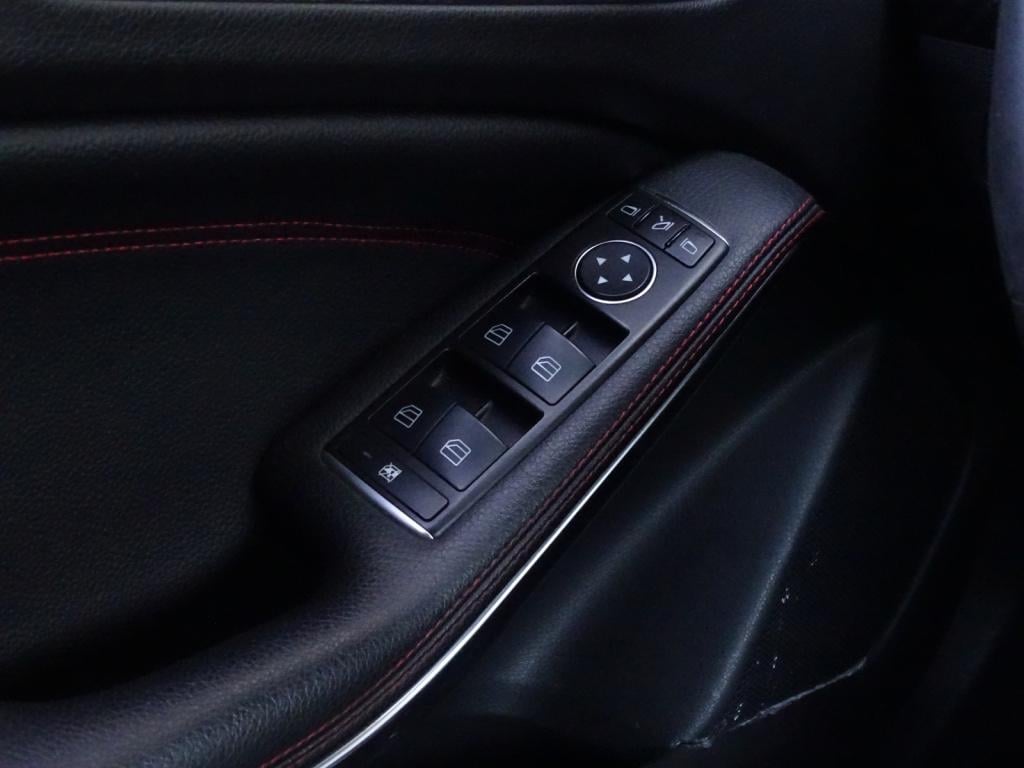 Mercedes-Benz A-Klasse amg 45 4matic | schaalstoelen | designo mountaingrij