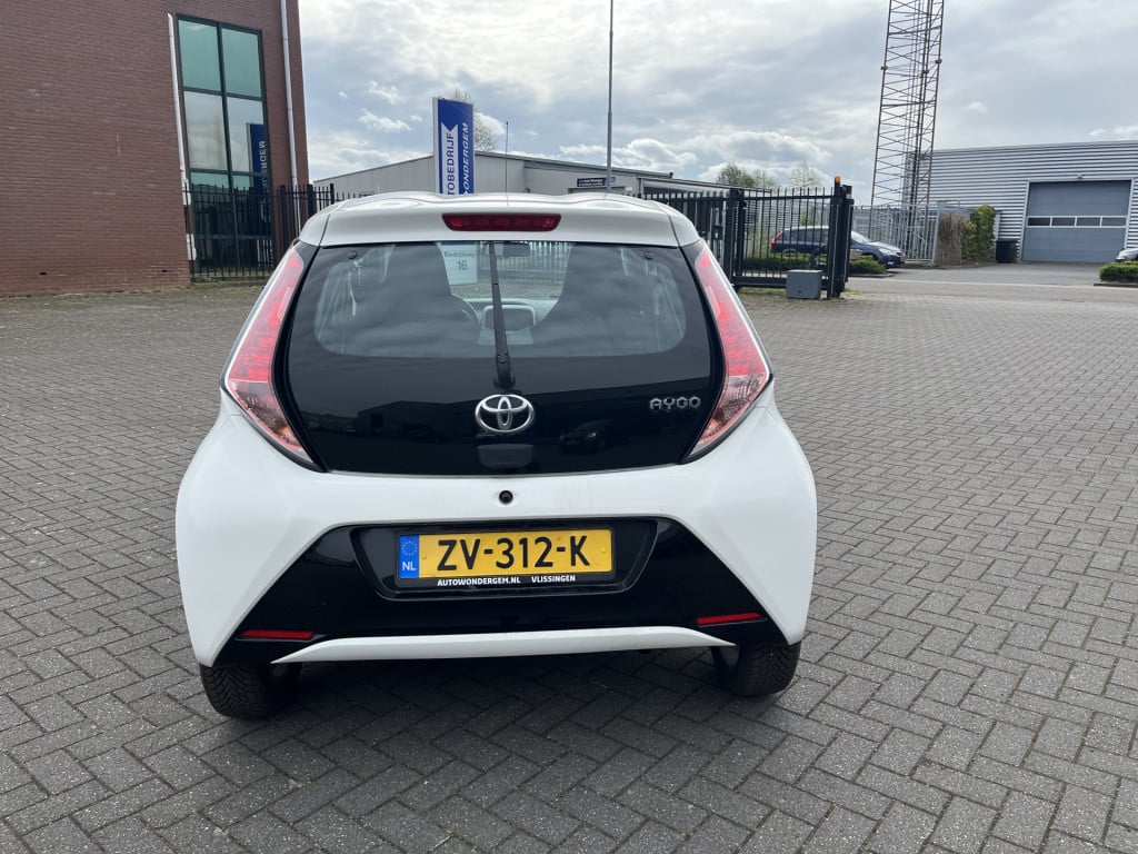 Toyota Aygo 1.0 vvt-i x-wave