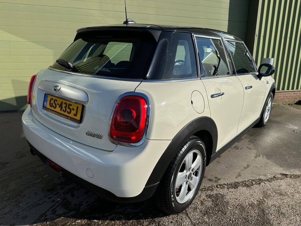 Mini 5-deurs cooper 1.5 136pk