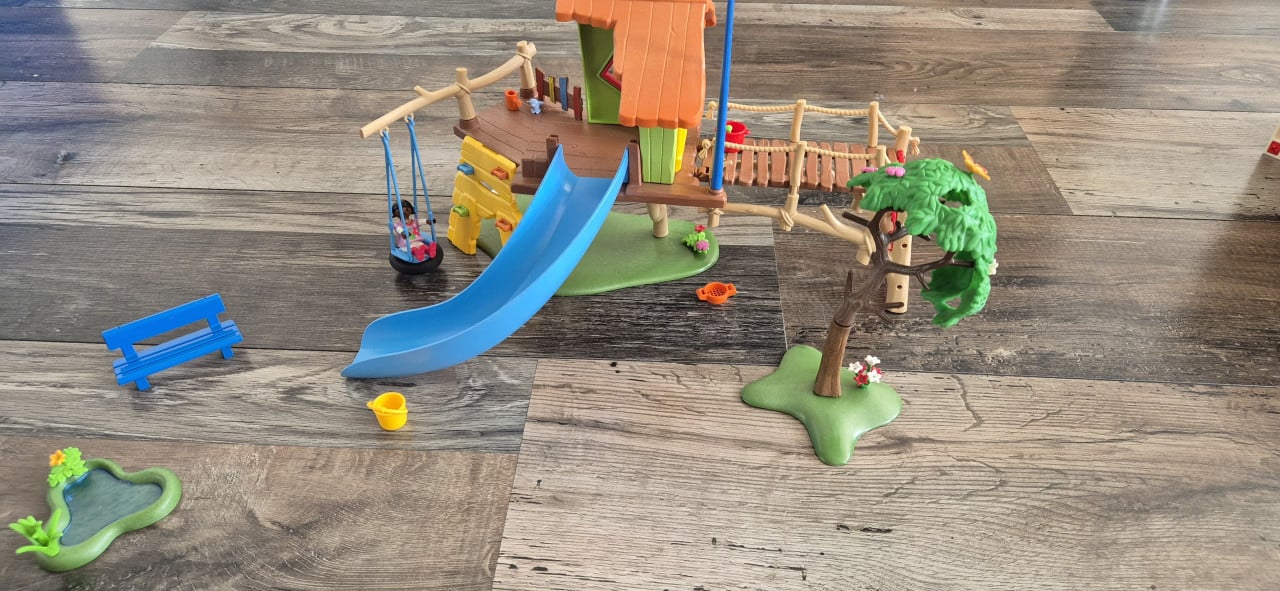 Playmobil