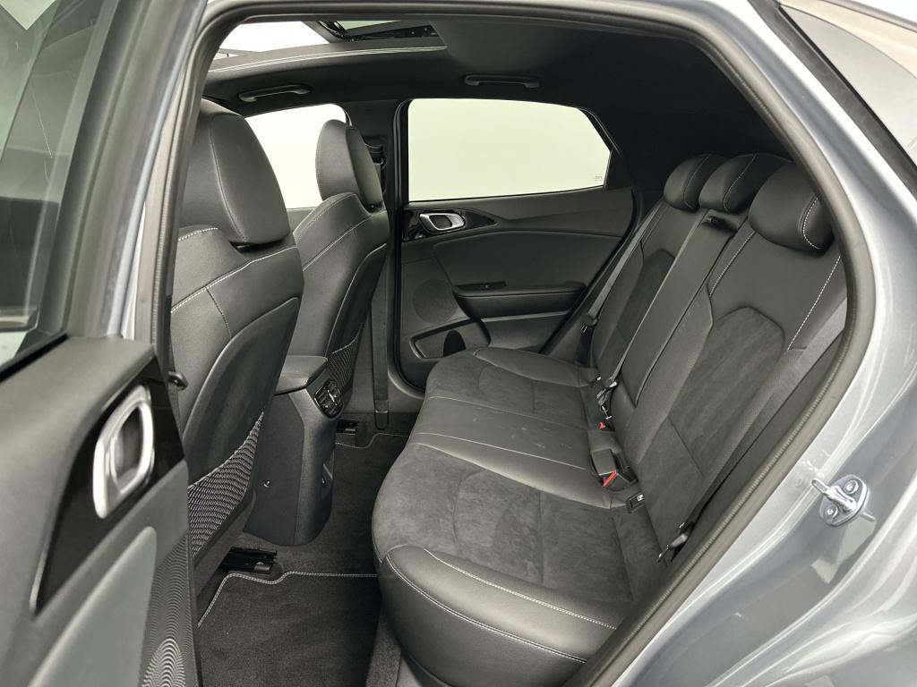 Kia Xceed 1.5 t-gdi gt-line | schuif- kanteldak | elecktrische kofferklep
