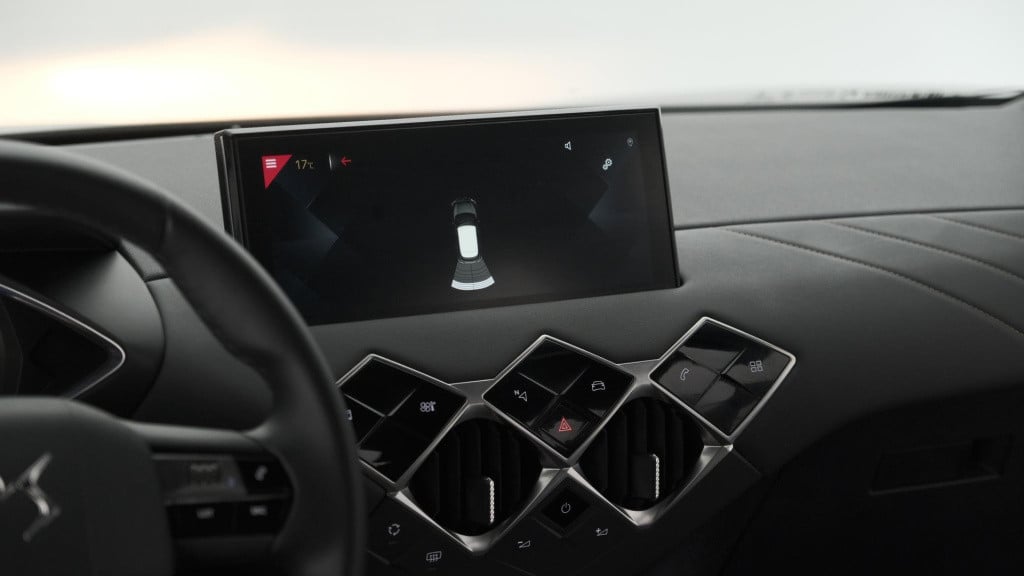 Ds Ds 3 crossback puretech 100 montmartre | parkeersensoren | apple carplay