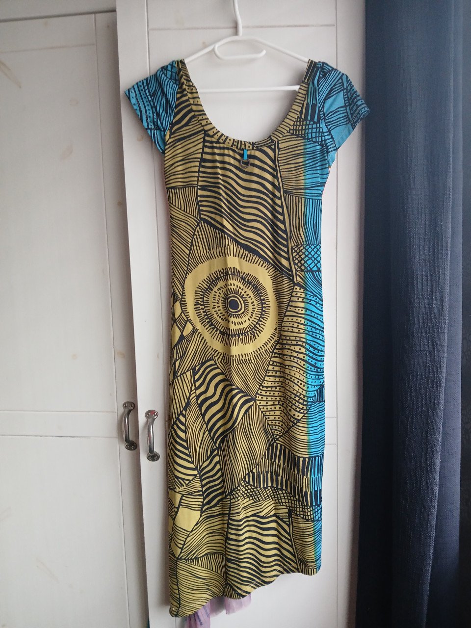 Prachtige fleurige jurk, SAVE THE QUEEN, maat  34/36