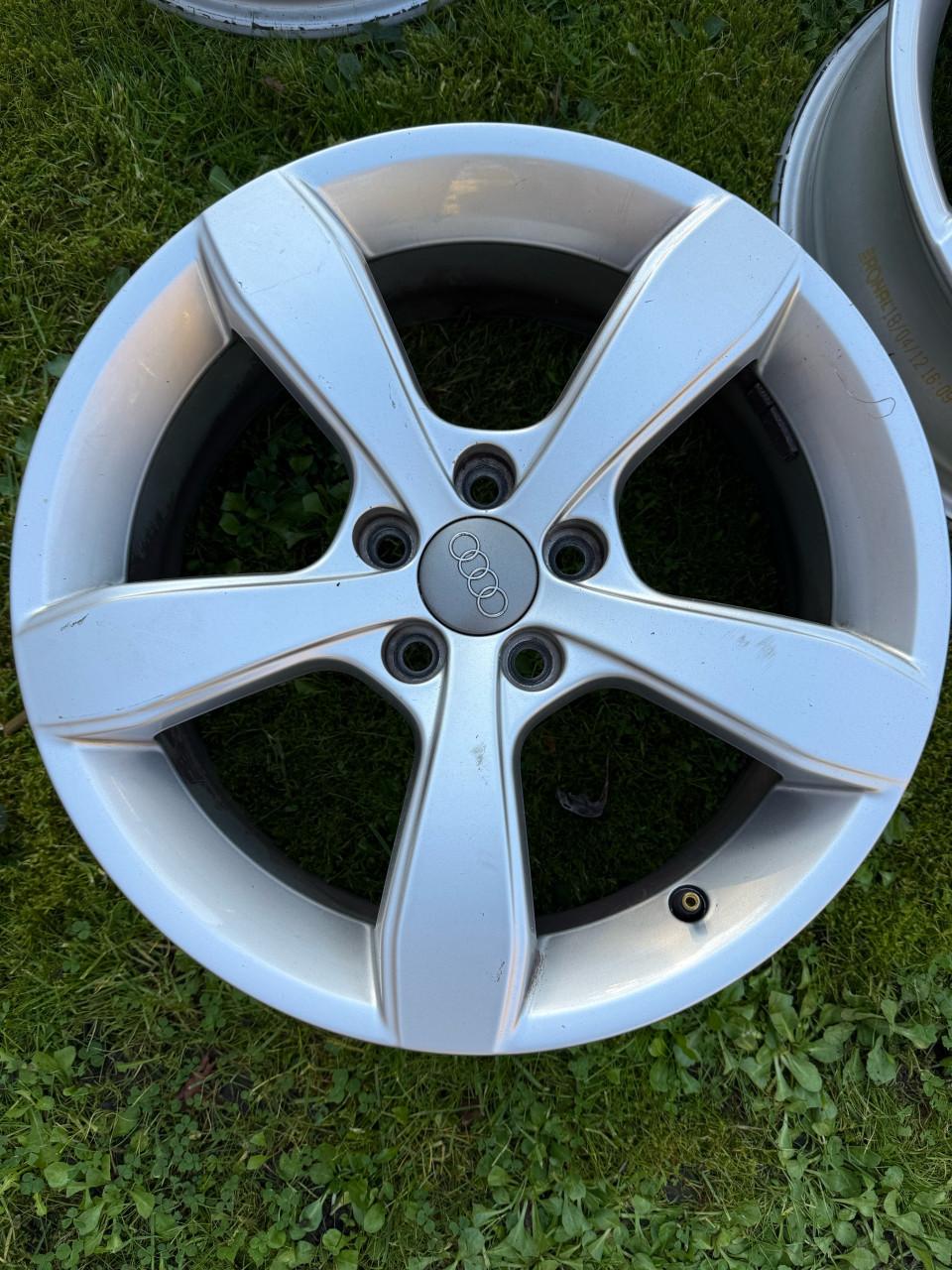 Audi lichtmetalen velgen