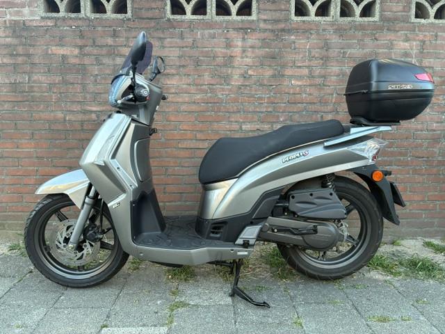 ZEER MOOIE KYMCO PEOPLE S BROMSCOOTER MET SLECHTS 2515 KM !! 1E EIGENAAR