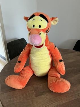 Prachtige middelgrote TEIGETJE Knuffel van Winnie de Poeh