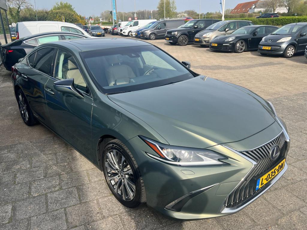 Lexus Es 300h luxury line , elektrisch panodak enz..