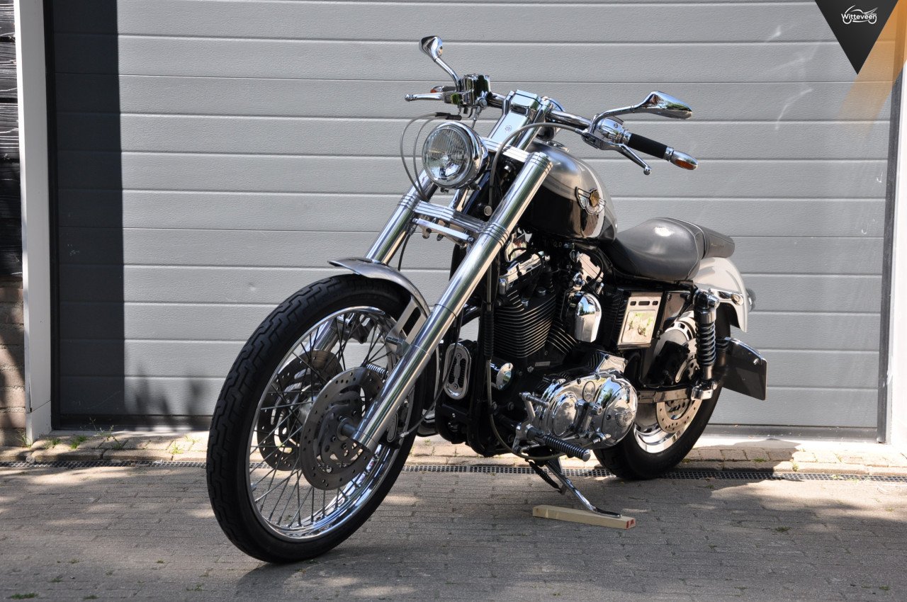 Harley-Davidson XL1200C Sportster Custom VERKOCHT