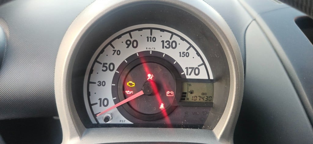 Toyota Aygo 1.0-12v comfort 5drs 2011 / nl auto / nap