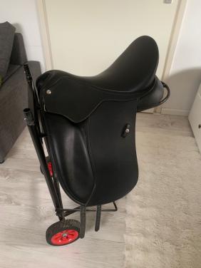 Wintec dressuur 500 hart 17 inch