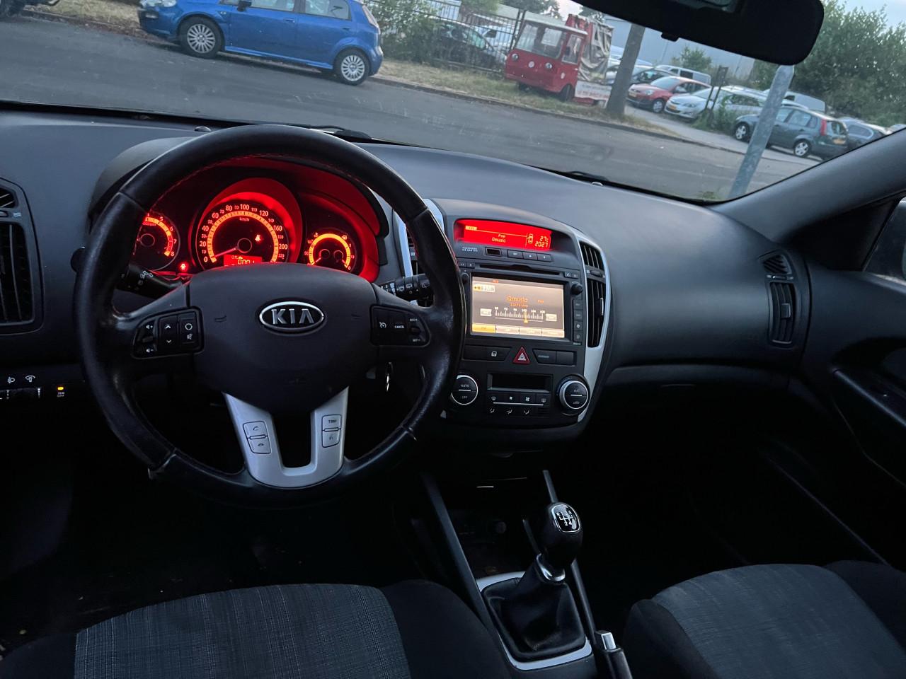 Kia Cee'd 1.4CVVT Seven Business Airco/Cruise