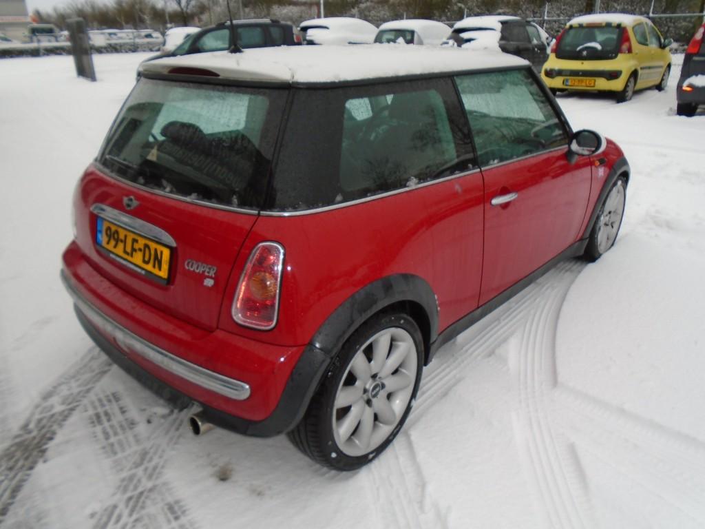 Mini Cooper 1.6 cooper