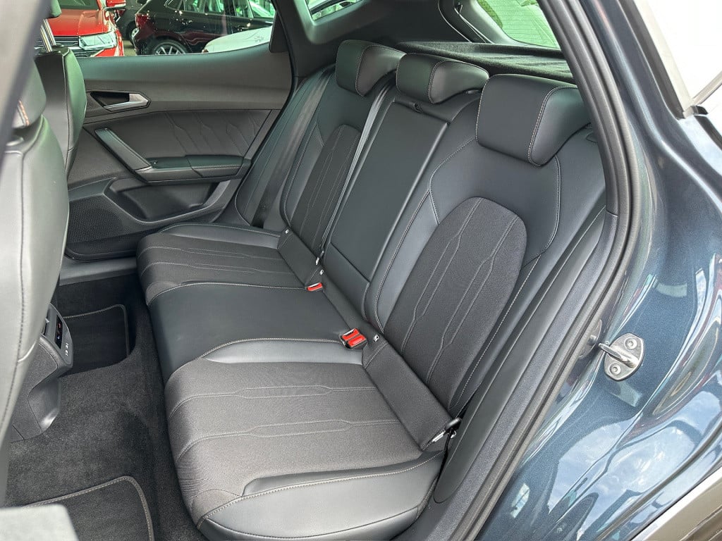 Cupra Formentor 1.5 tsi 150pk dsg | adapt. cruise | carplay | camera | dode