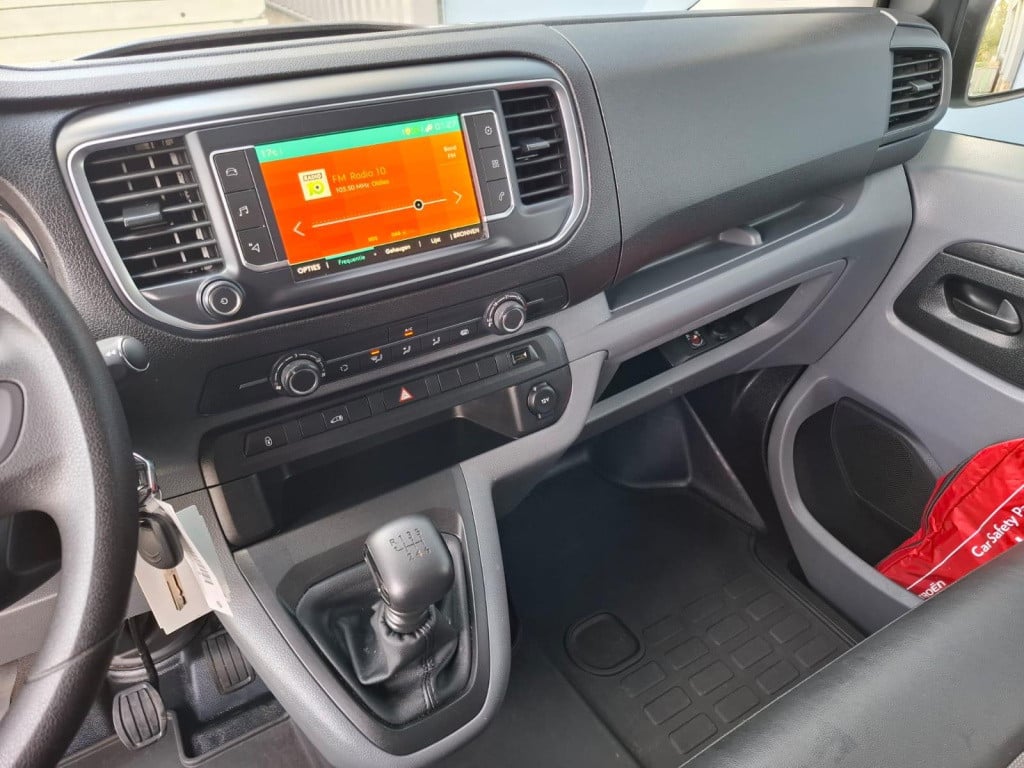Citroen Jumpy 1.5 bluehdi 100 xs club airco / carplay / navi / cruise contr
