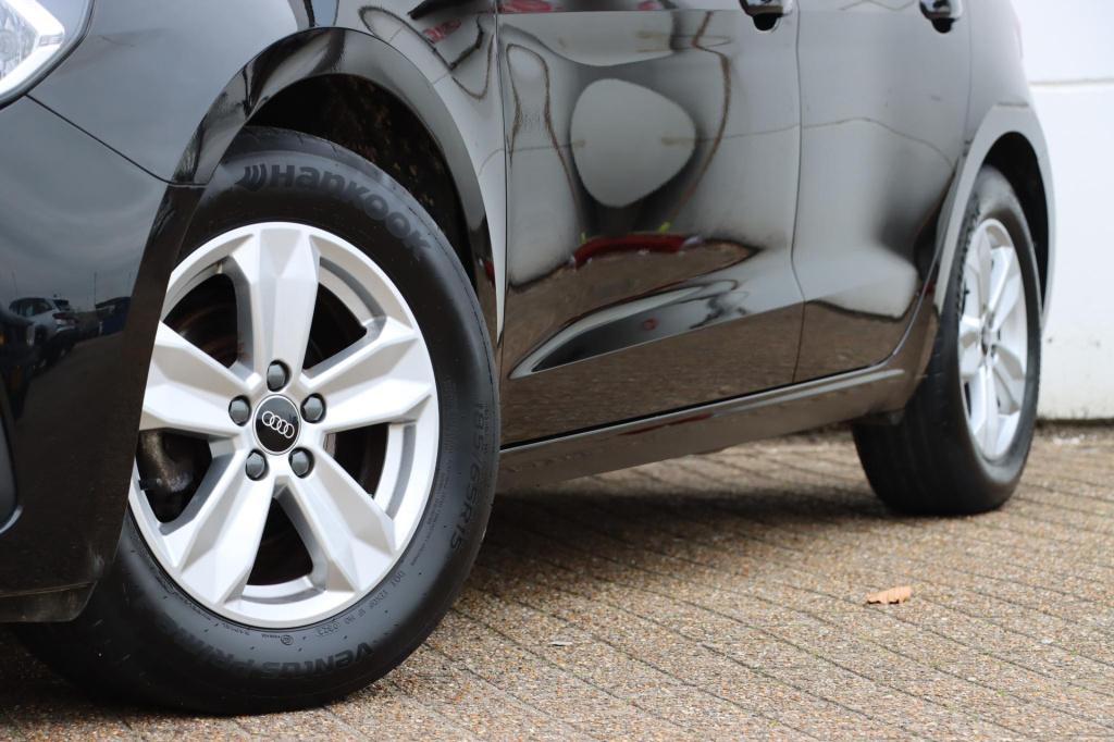 Audi A1 Sportback 25 tfsi pro line 95pk