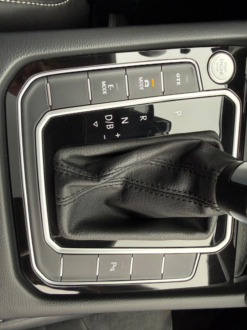 Volkswagen Passat variant 1.4 tsi phev gte business