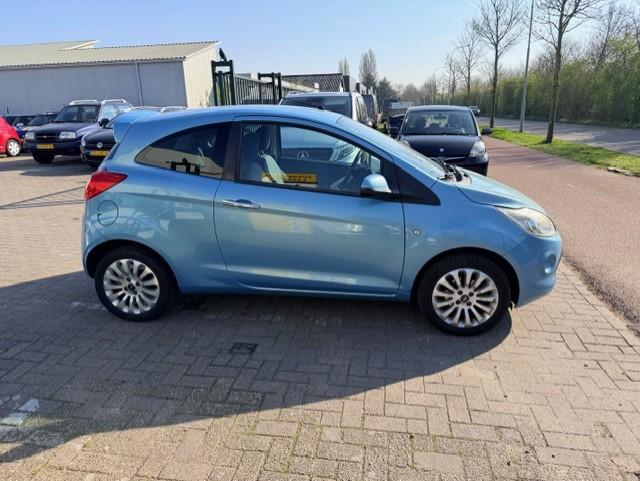 Ford KA 1.2 titanium x