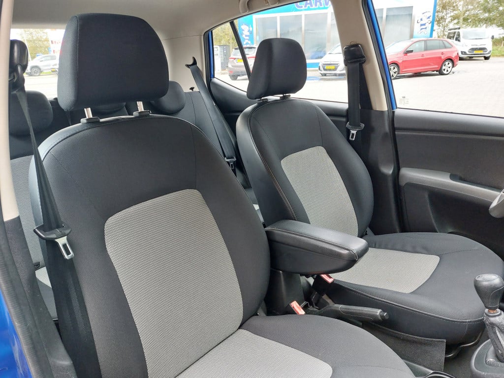 Hyundai I 10 1.1 active | airco | parkeersensoren