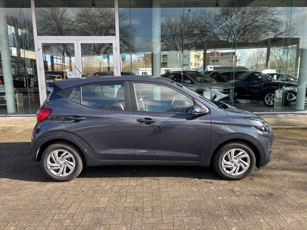 Hyundai I 10 1.0i comfort| apple carplay| dab| cruise control| rijklaar, in