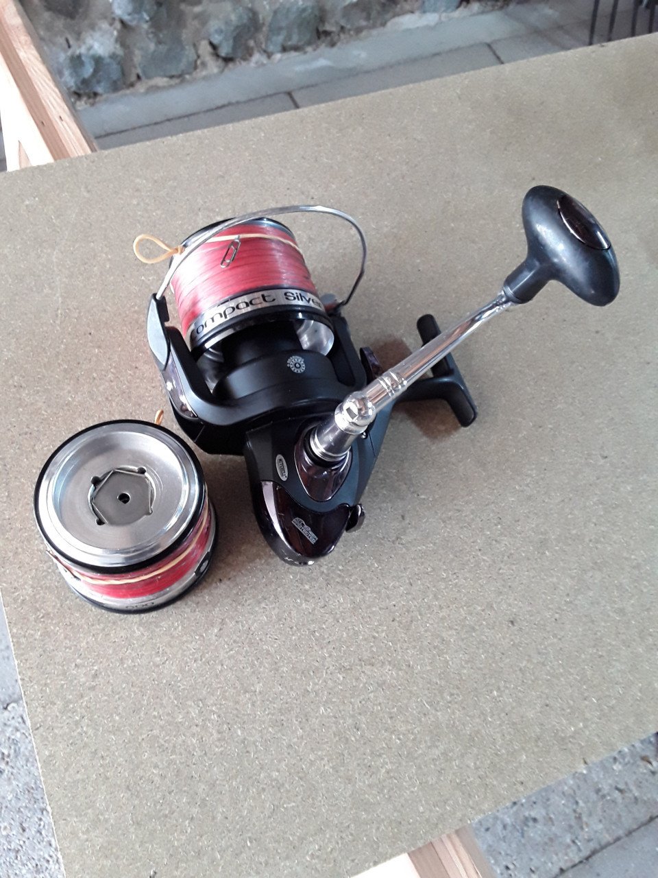 Te koop een mooie vismolen Mitchell silver
