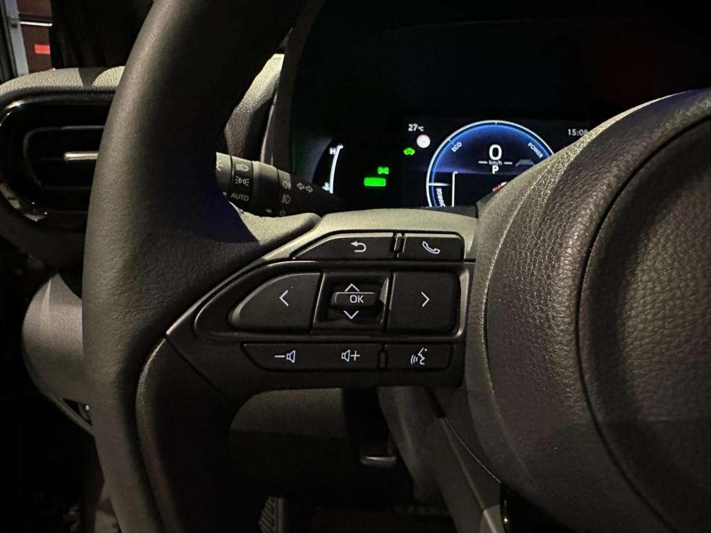 Toyota Yaris Cross 1.5 hybrid 130 dynamic *acc*winterpakket*camera*17inch*