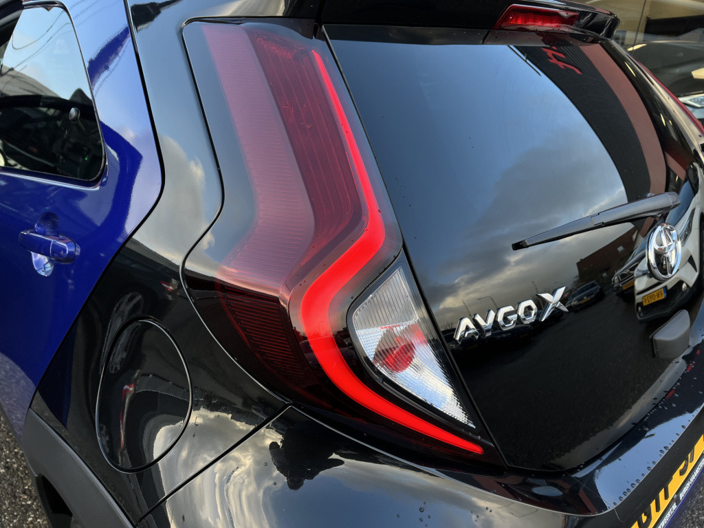 Toyota Aygo x 1.0 vvt-i mt pulse | camera | stoelverw. | carplay