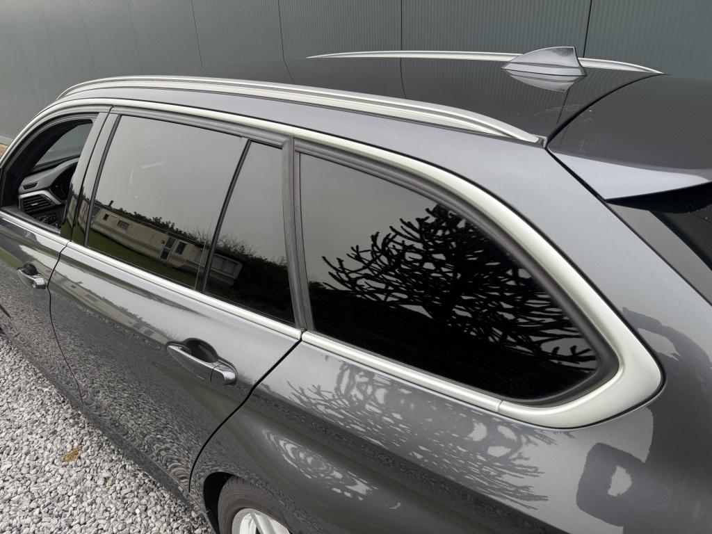 BMW 3-serie touring 318i automaat high executive m sport edition