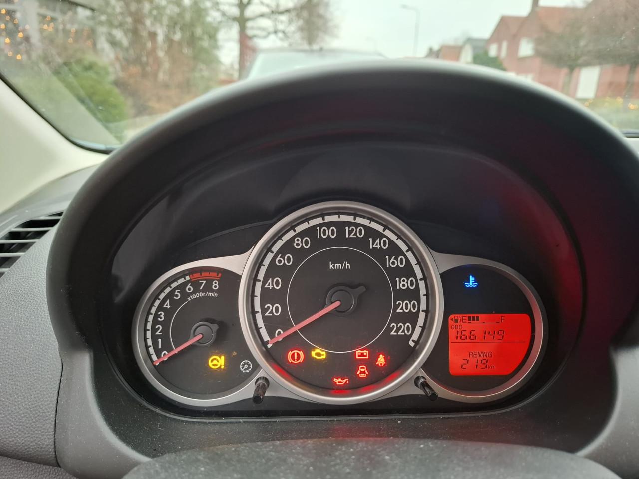 Te koop: Mazda 2 2011 1.3